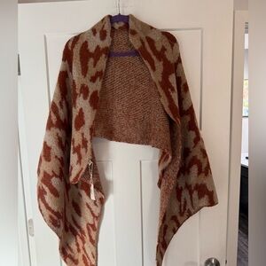 NWT soft, gorgeous wrap by FAdivo, New York